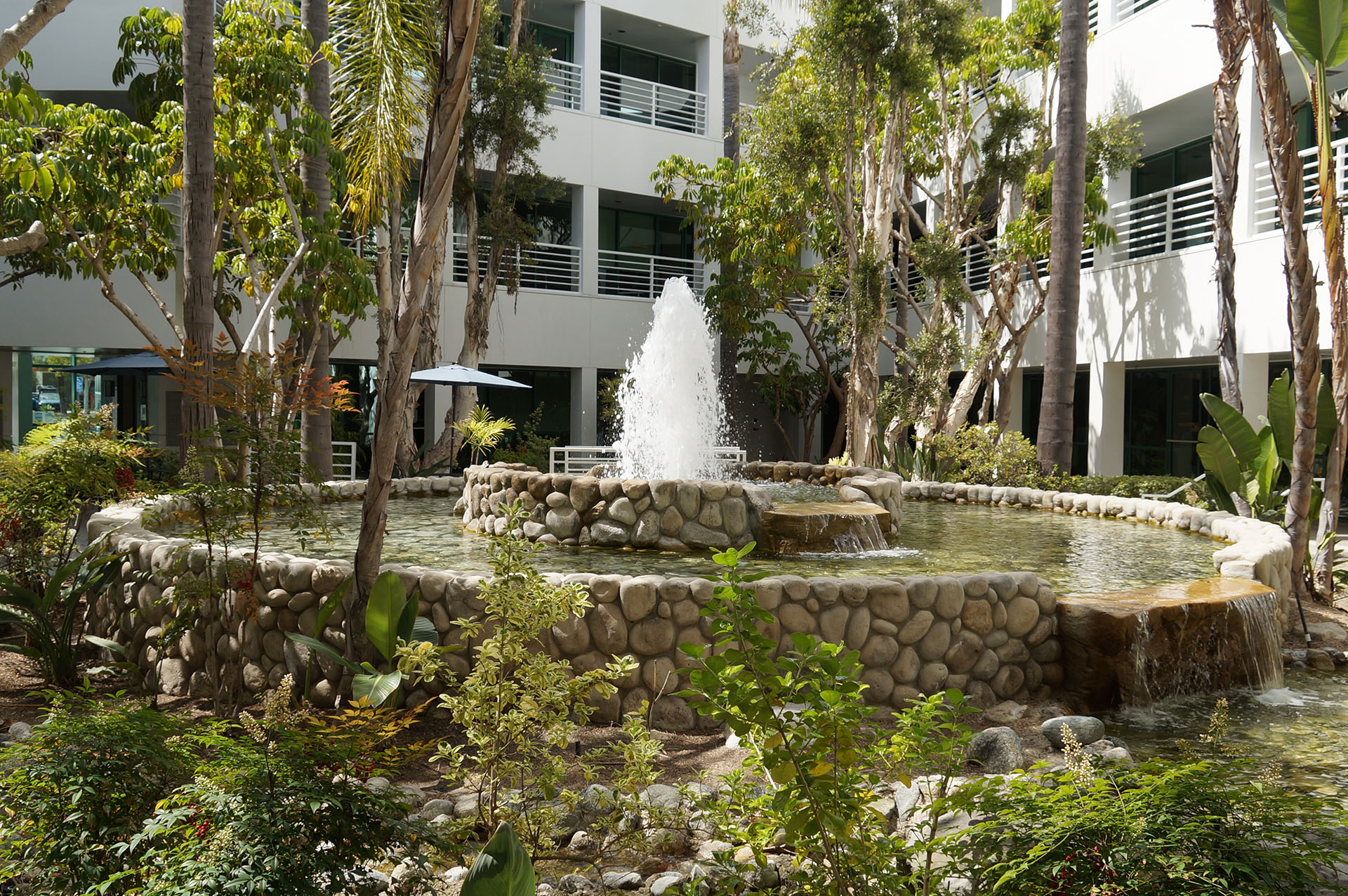 Fashion Valley Fountain - Fountain in San Diego